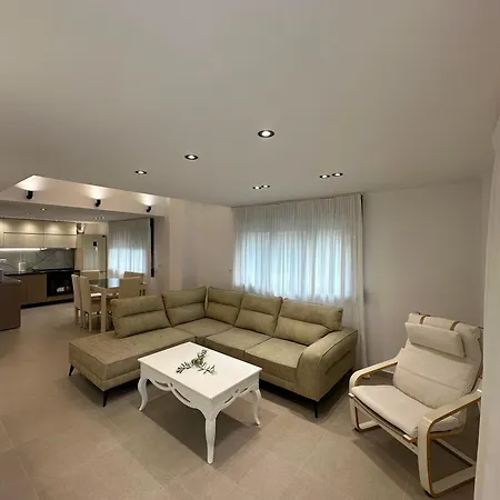 Nevi's 1 Apartman