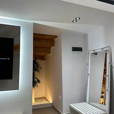 Nevi's 1 Apartment Durres